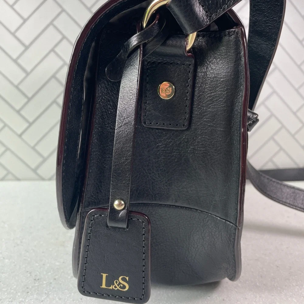 Lo & Sons The Claremont Black Leather Camera Bag Crossbody Purse Gold Hardware